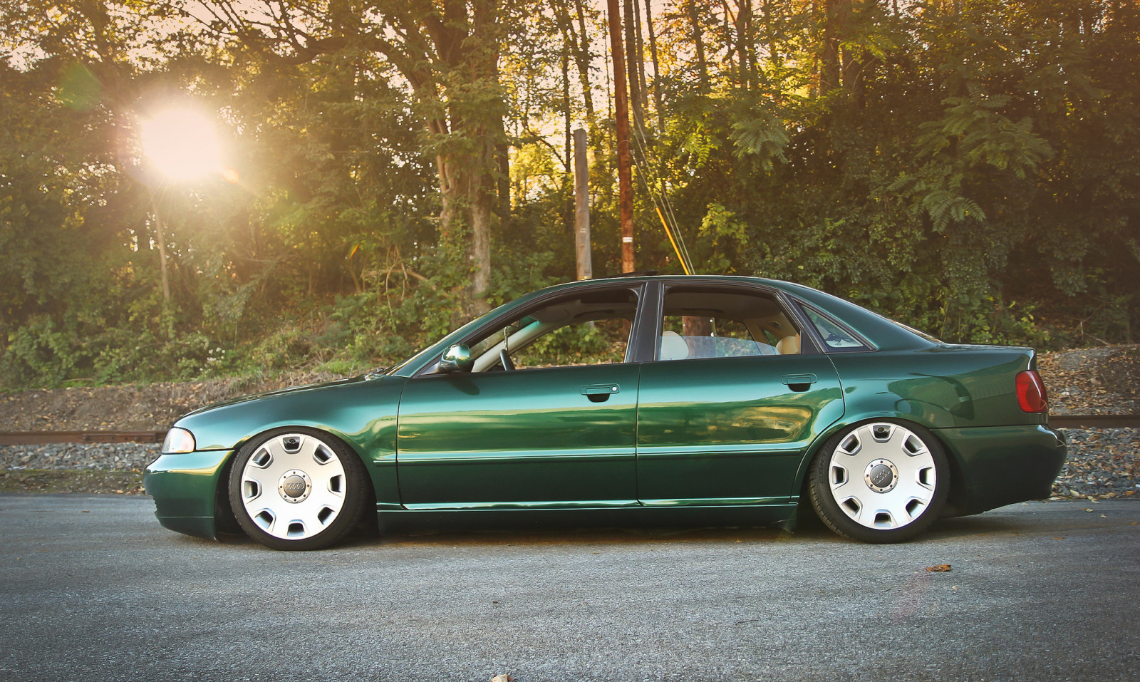 Audi, hijau, Profil