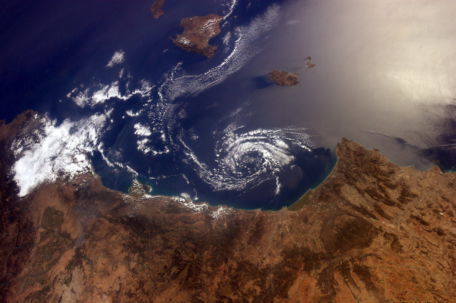 không gian, Trái đất, Quần đảo Balearic, Bờ biển Tây Ban Nha