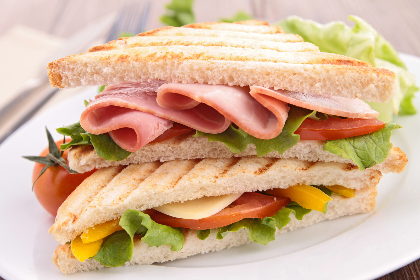 Lạp xưởng, món ăn, bánh mì sandwich, hình chụp, bánh mỳ, thức ăn nhanh
