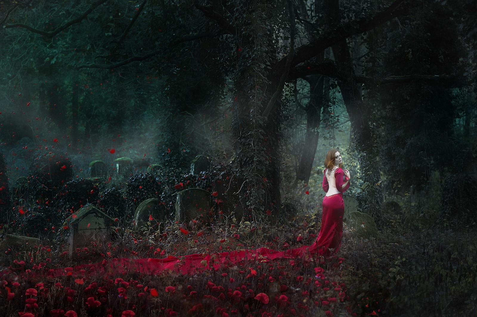 소녀, 유령, 묘지, 붉은 옷을 입은 여자