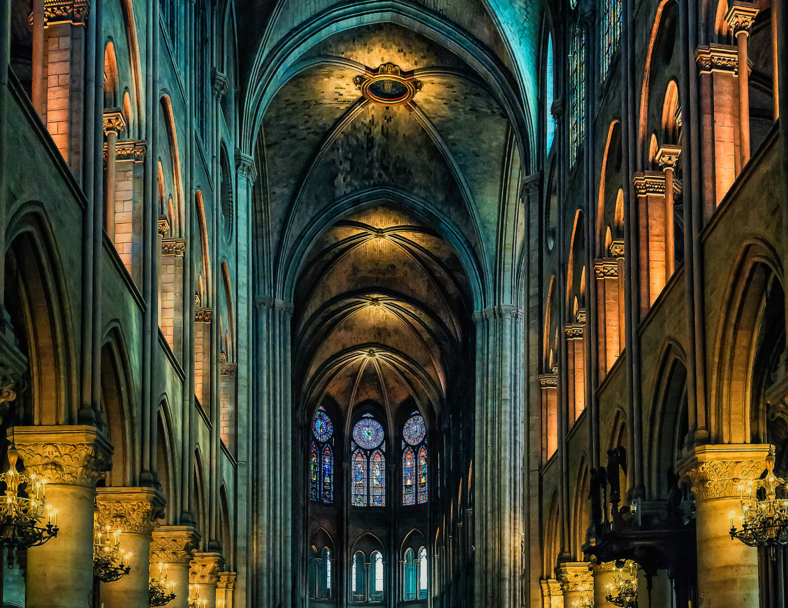 Perancis, Paris, Katedral, agama, bagian tengah