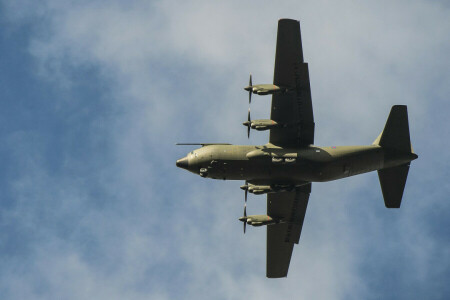 C-130J, Lockheed Martin, Vận tải quân sự, Siêu nhân, máy bay