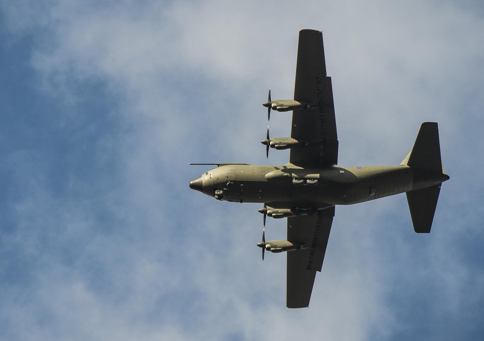 เครื่องบิน, การขนส่งทางทหาร, ล็อคฮีดมาร์ติน, Super Hercules, C-130J
