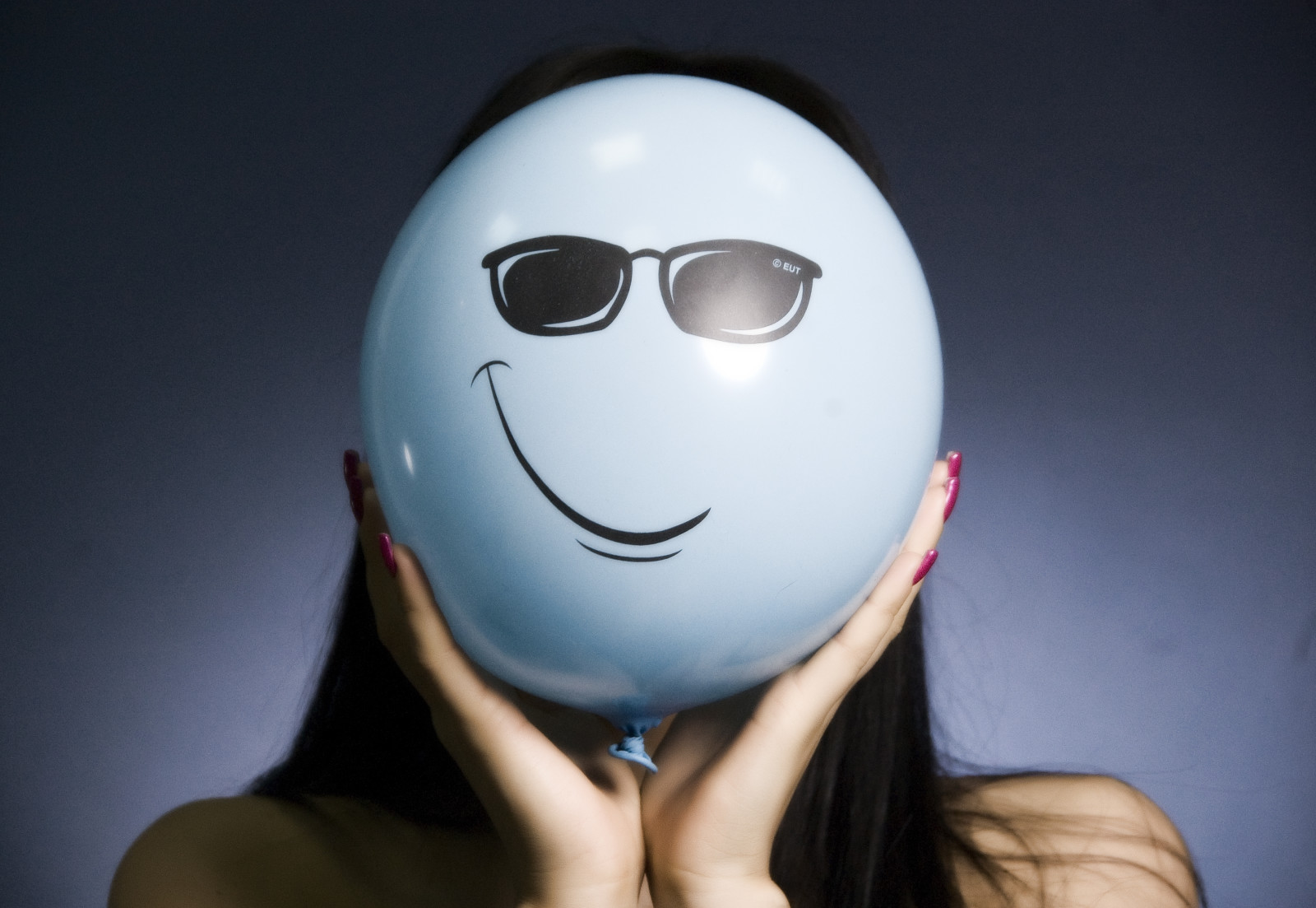 gadis, tersenyum, kacamata, Sebuah balon