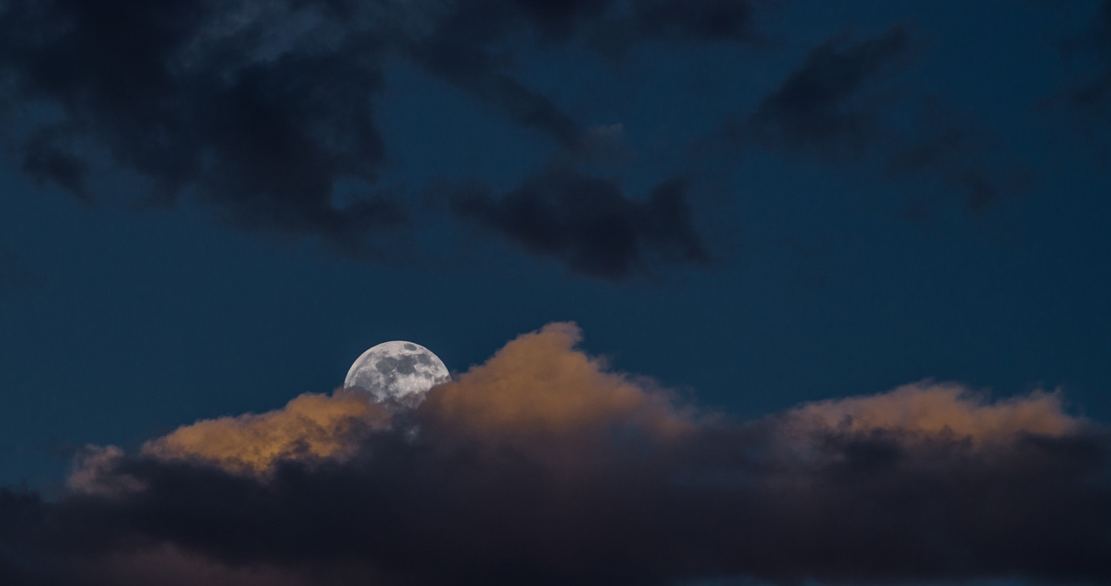 langit, Bulan, awan