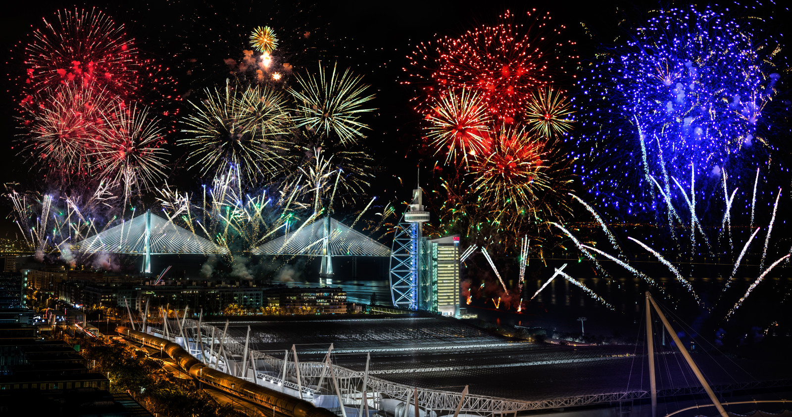 Tahun baru, kembang api, salut, Portugal, Lisbon, jembatan Vasco da Gama