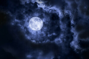 구름, 달