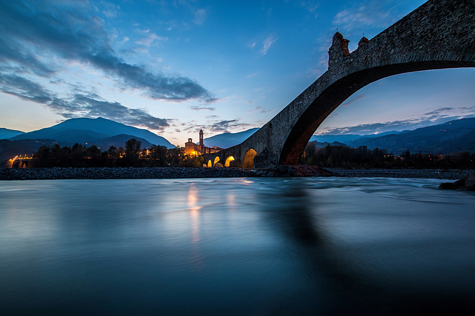 malam, sungai, Italia, Jembatan, kota. kapel