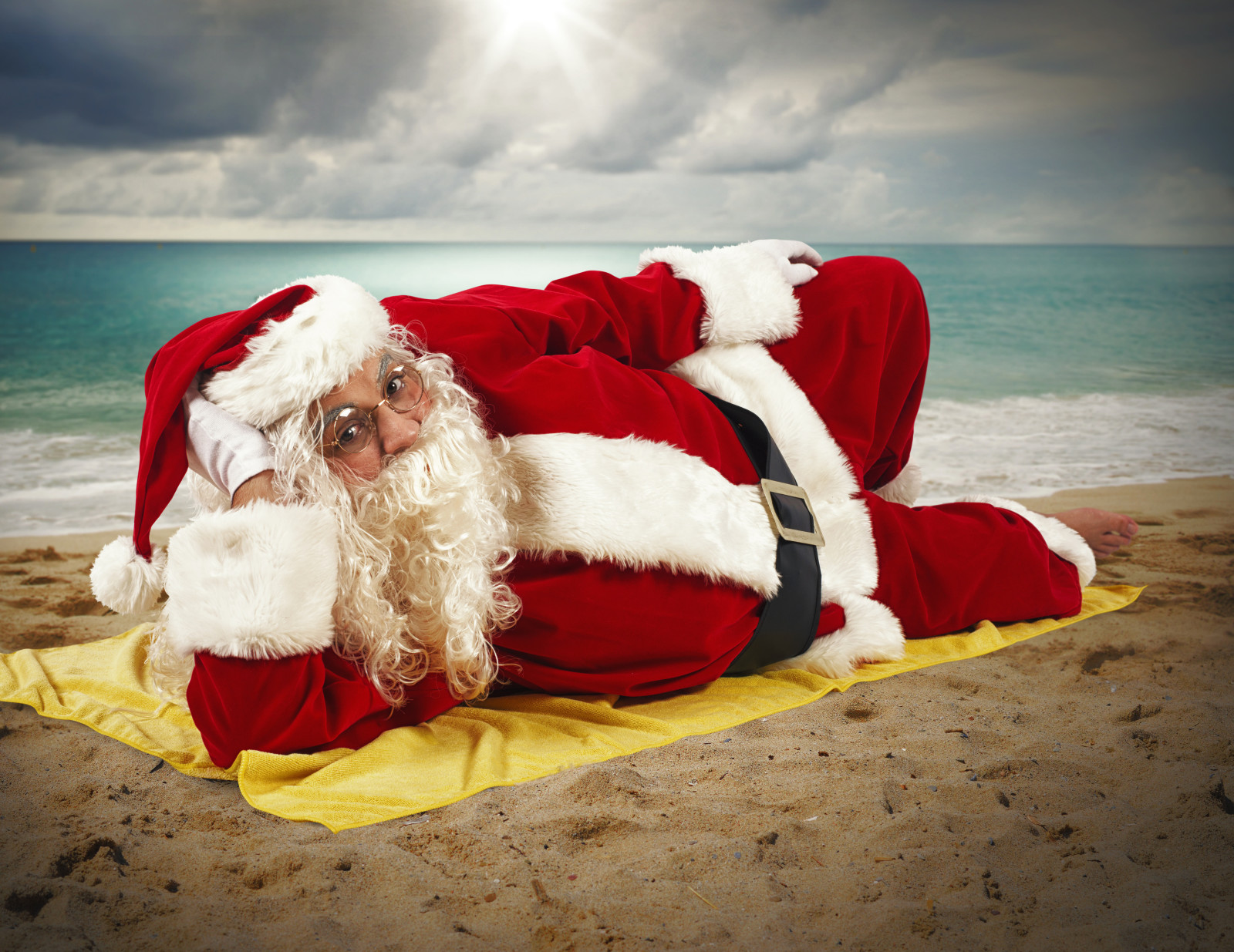 새해, 산타 클로스, 휴일, 거짓말, 바다, 구름, 모자, 안경