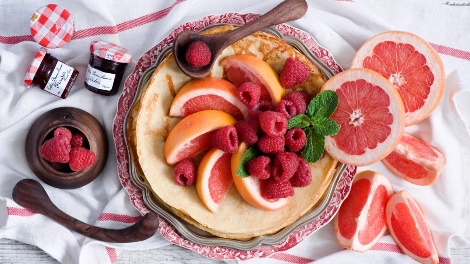 아침밥, 산딸기, 잼, 팬케이크, 그레이프 프루트, 사육제