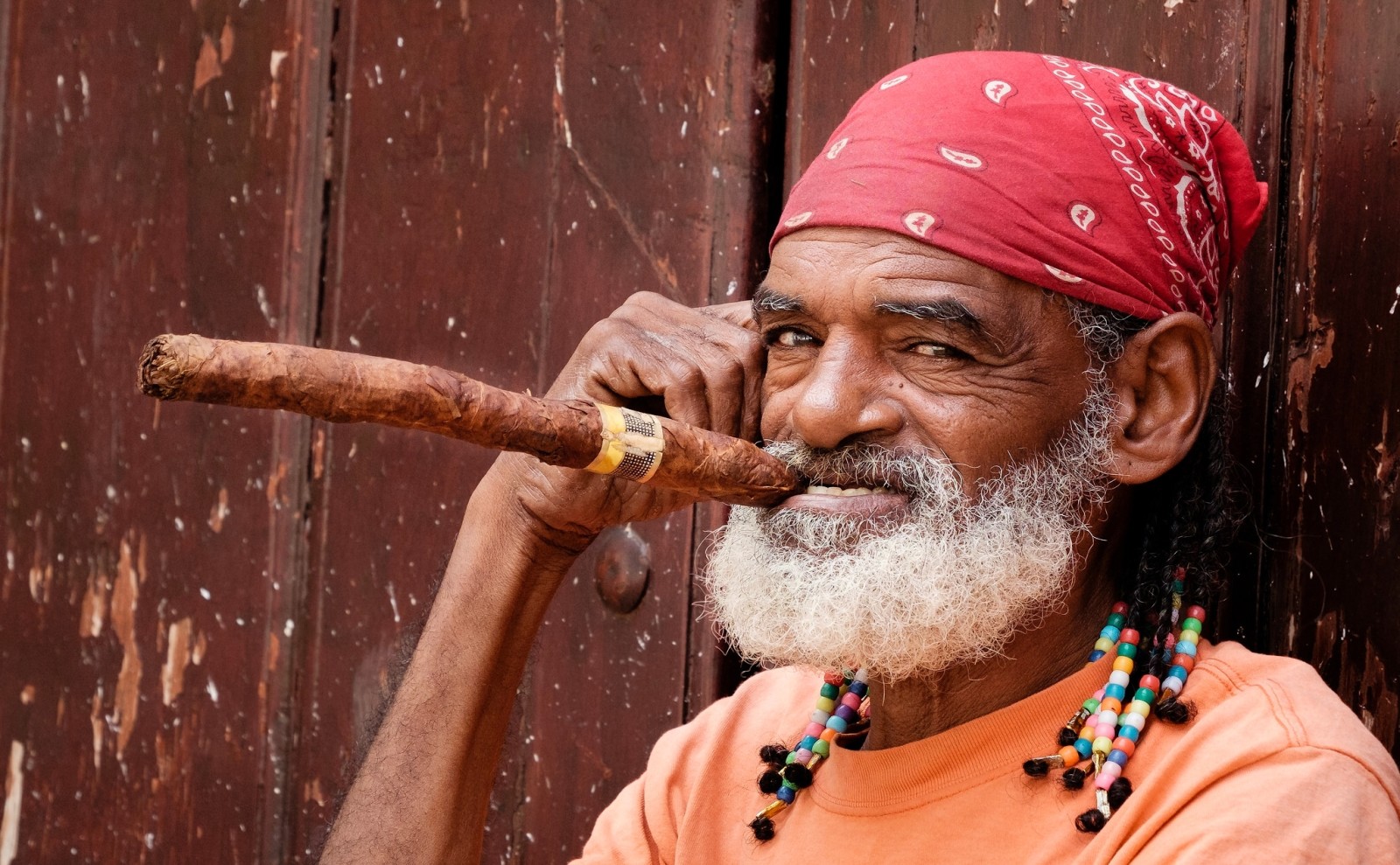 那个老人, 胡子, 雪茄, 古巴