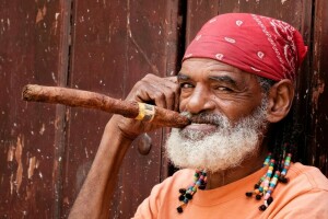 수염, 시가, 쿠바, 나이든 사람