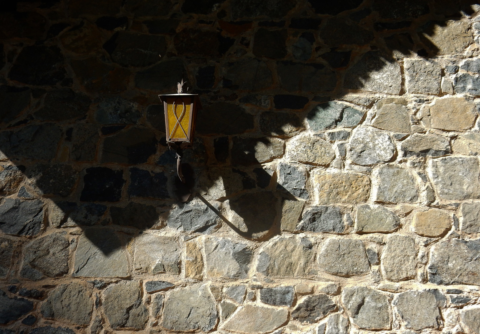 ánh sáng, lý lịch, Tường, hình nền, VÒI, bóng, đèn lồng, cục đá