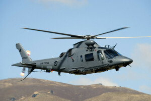 A109 LUH, Agusta, chuyến bay, máy bay trực thăng, Đa năng