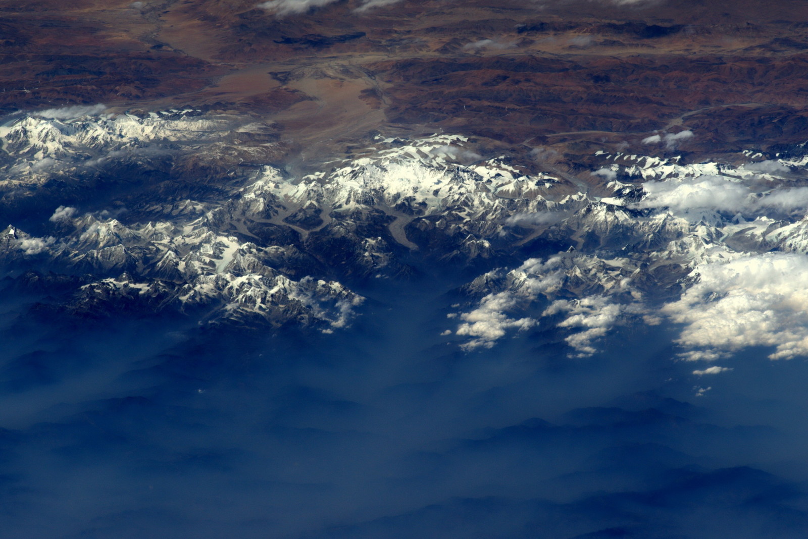 エベレスト, 地球, ネパール