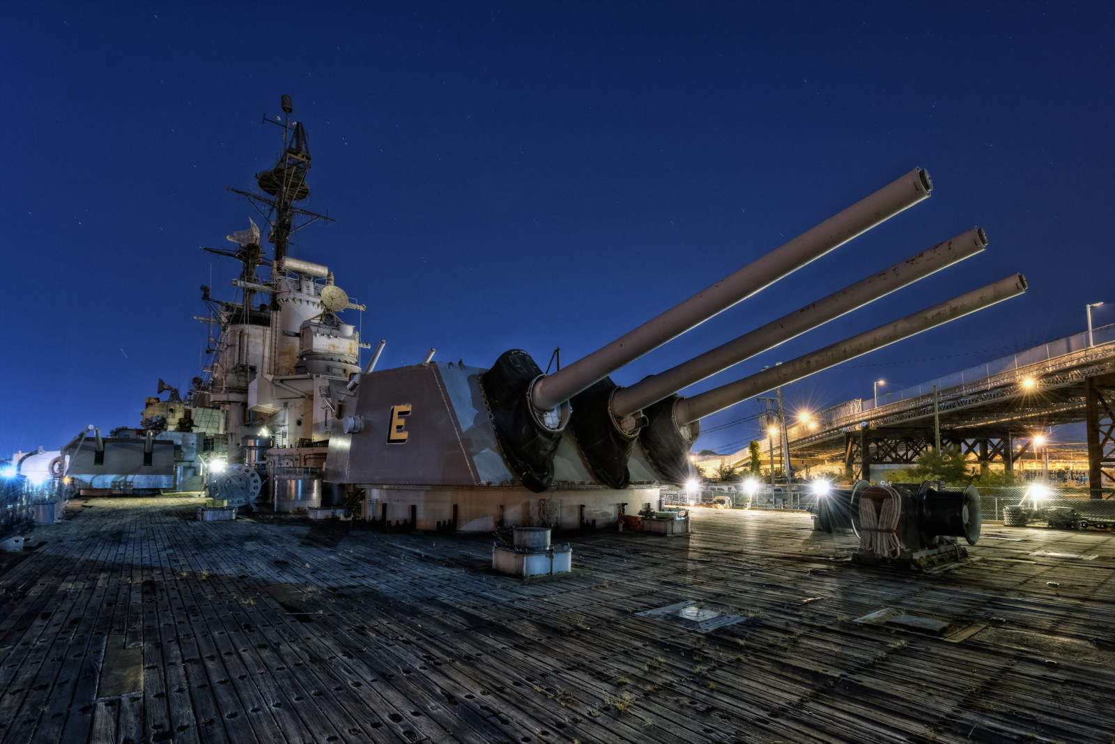 malam, kapal, senjata, USS Salem (CA 139)