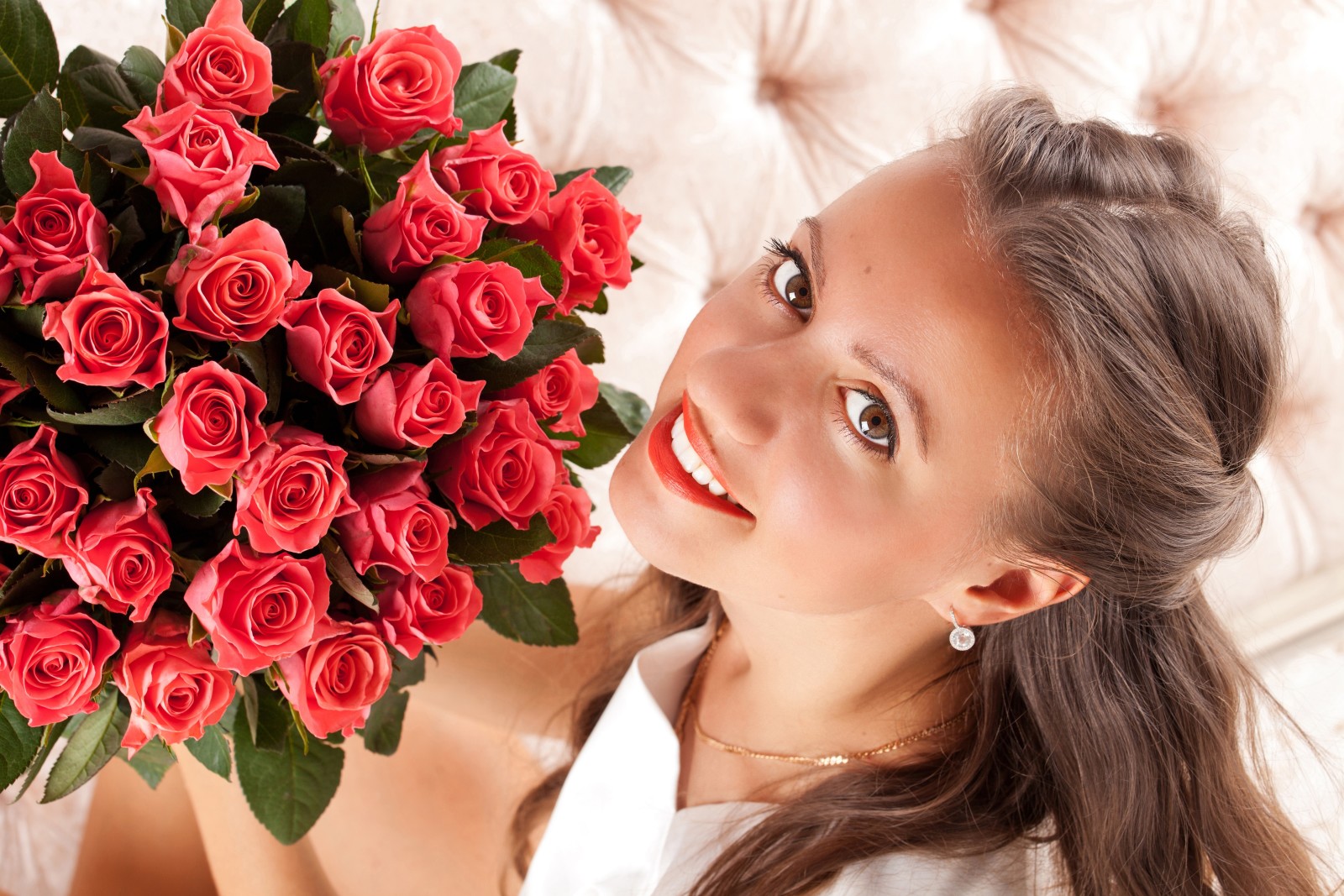 nhìn, con gái, nụ cười, hoa hồng, những bông hoa, trang điểm