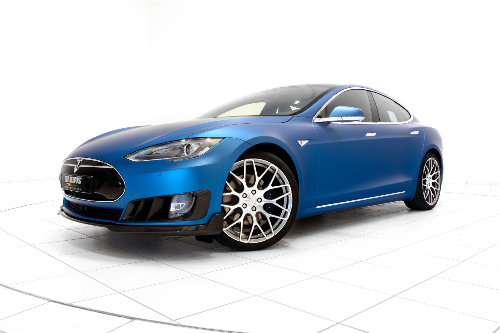 Latar Belakang, Brabus, Tesla, Model S, 2015