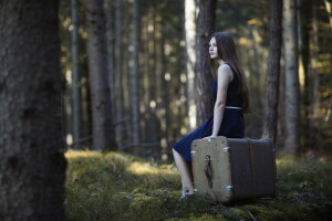 森林, 女の子, スーツケース