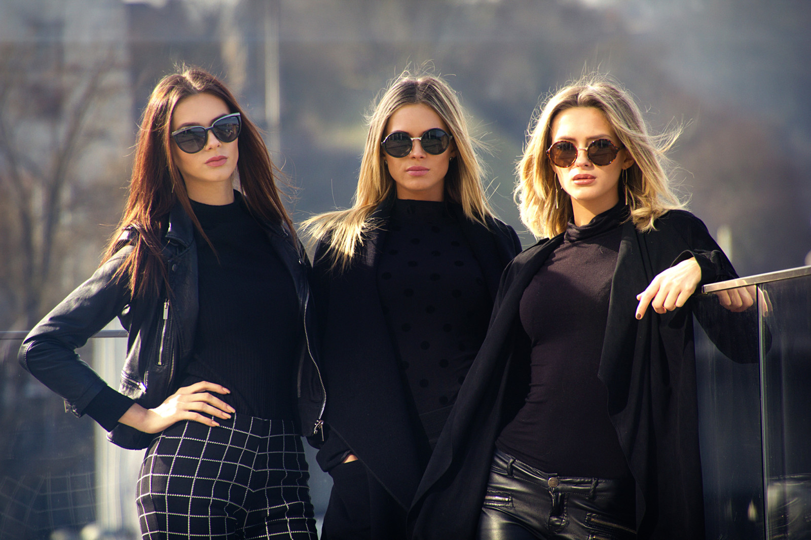세 여자, 도시 스타일, 세 가지 모델