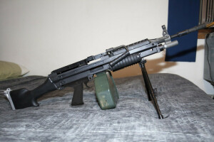 기관총, MK46, 무기