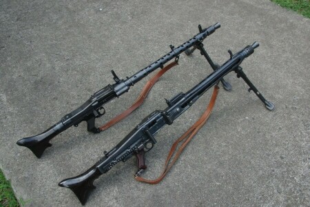 총포, MG 42, MG-34, 무기