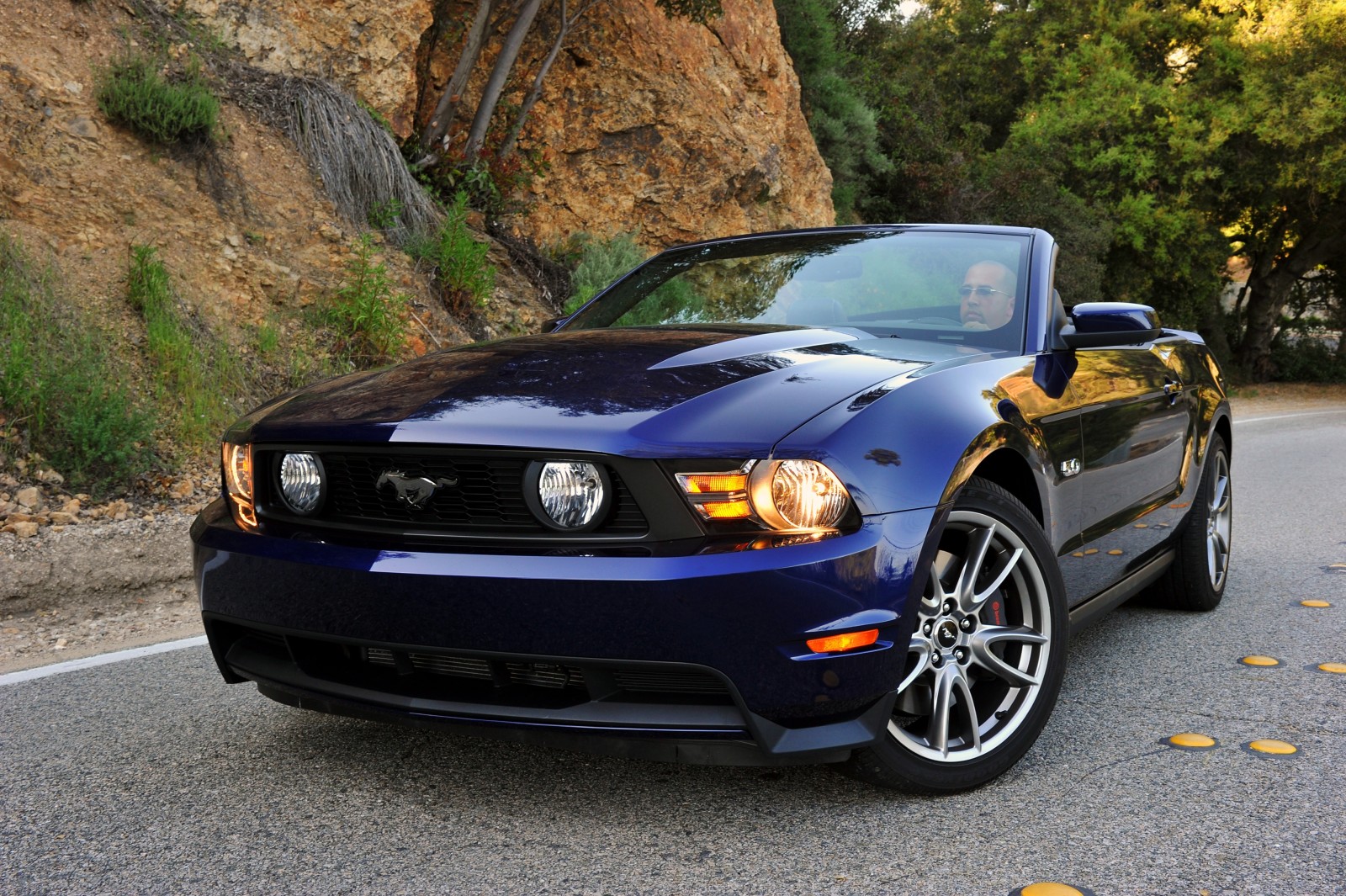 Mustang, Ford, 2010, chuyển đổi