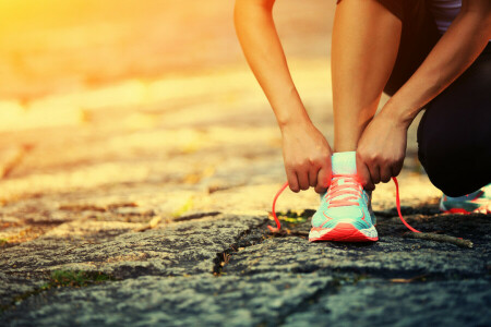 위로, 끈, 야외 신체 활동, 달리는, 운동화, 보행
