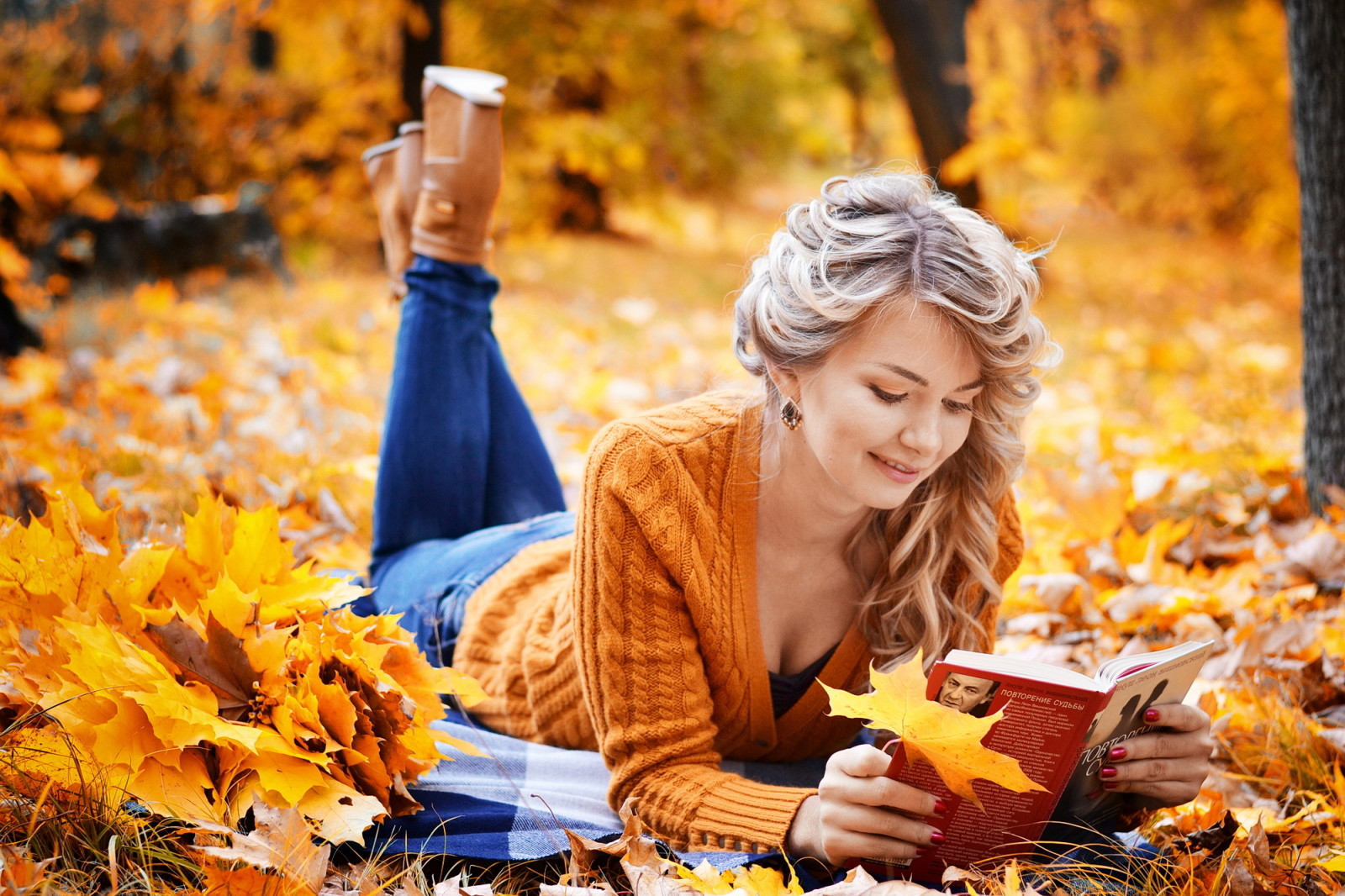 mùa thu, con gái, tán lá, sách