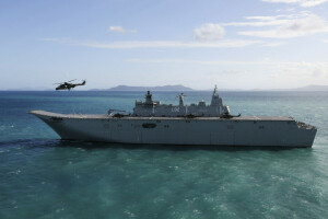 HMAS Canberra, pendaratan, laut, helikopter kapal
