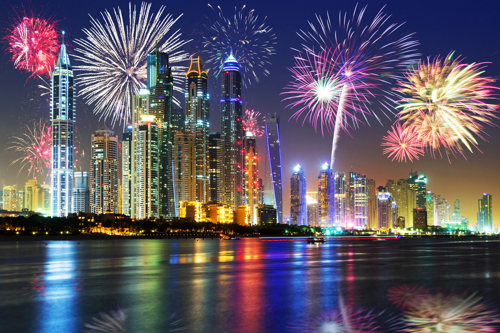 Tahun baru, Dubai, gedung pencakar langit, UAE, liburan, lampu, malam, berjalan kaki