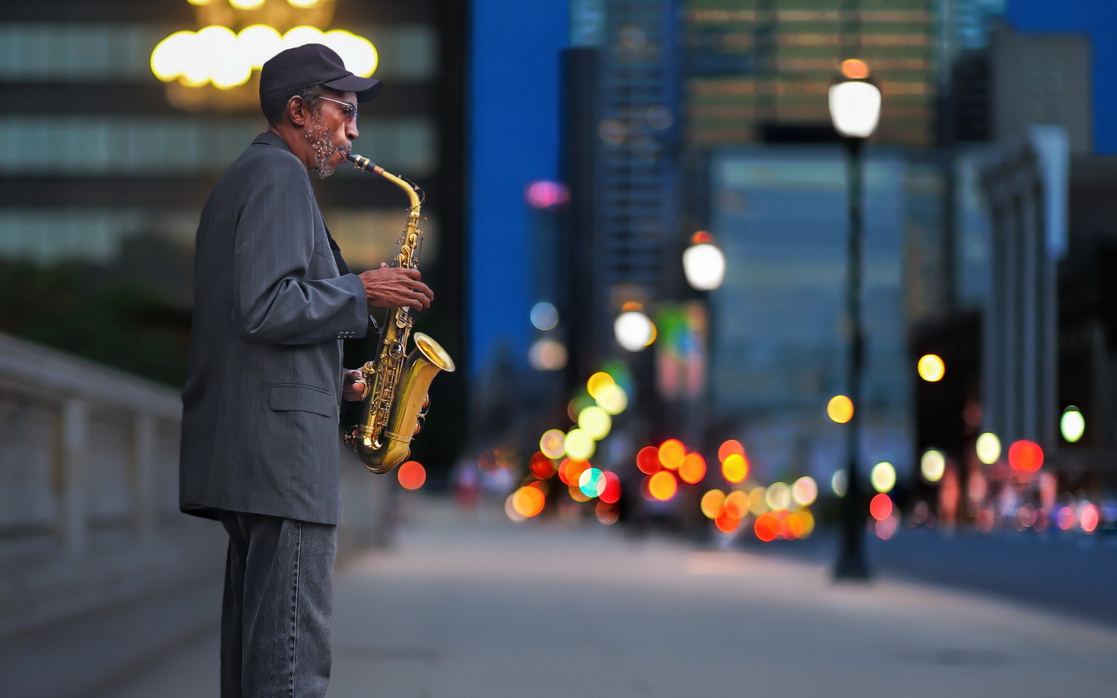 đường phố, Mọi người, saxophone